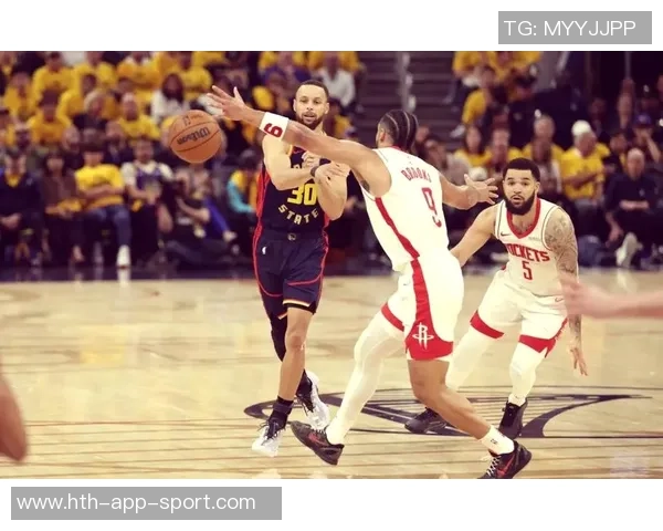 库里称赞巴特勒关键三分球是团队篮球的胜利体现